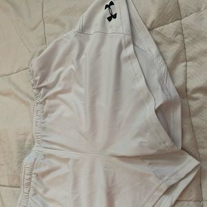 White under armor shorts